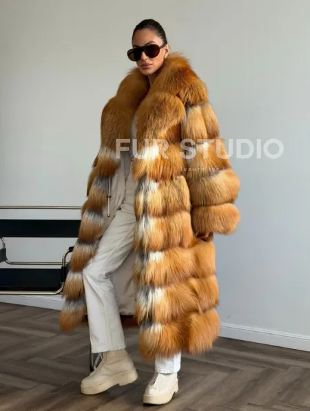 Шуба из меха огненной лисы - фото 6