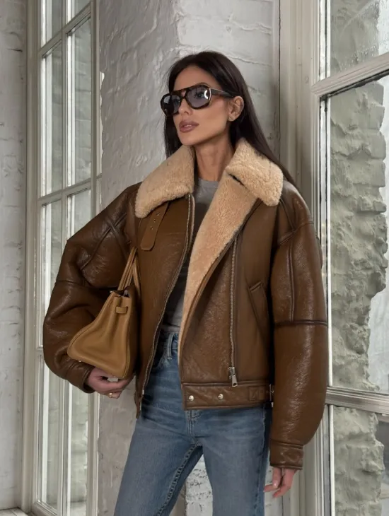 Дубленка женская «Oversize style» со спущенным плечом - цвет виски - фото 10