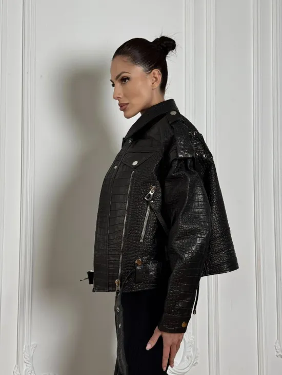 Укороченная куртка из натуральной кожи «CROCO» BLACK со шнуровкой на спине - фото 10