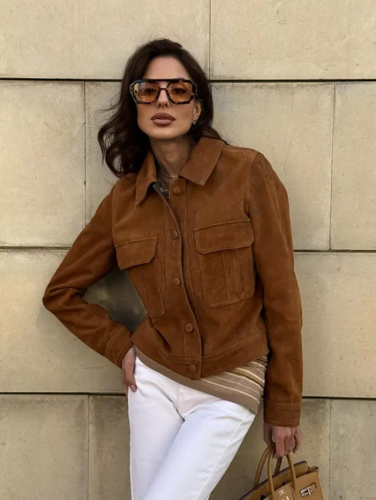 Прямой жакет из натуральной замши с накладными карманами - фото 8