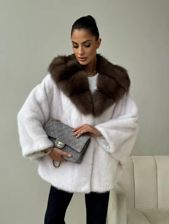 Белый норковый полушубок с куницей -  летучая мышь - фото 11