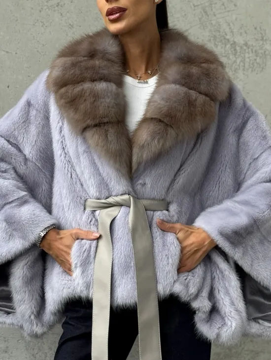 Короткая норковая шуба с воротником куницы - фото 3