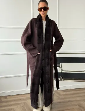 Длинное демисезонное пальто с мехом норки - фото 0