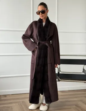 Длинное демисезонное пальто с мехом норки - фото 9