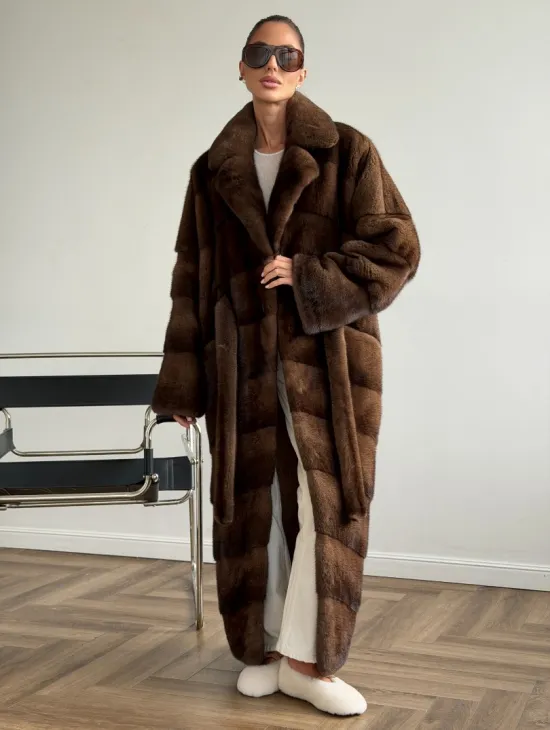 Шуба из плюшевой норки Velvet с английским воротником - цвет соболь - фото 11