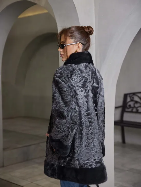 Шуба каракульча стойка воротник норка - цвет графит - фото 3